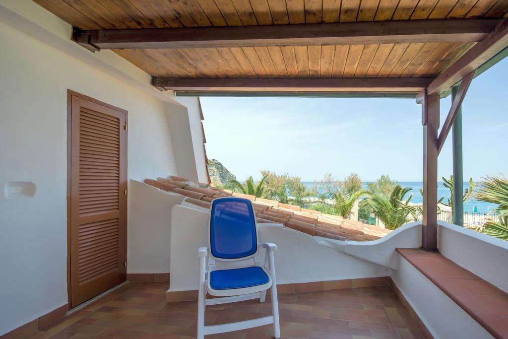 Le Roccette Mare Beach Hotel & Restaurant Tropea Room photo